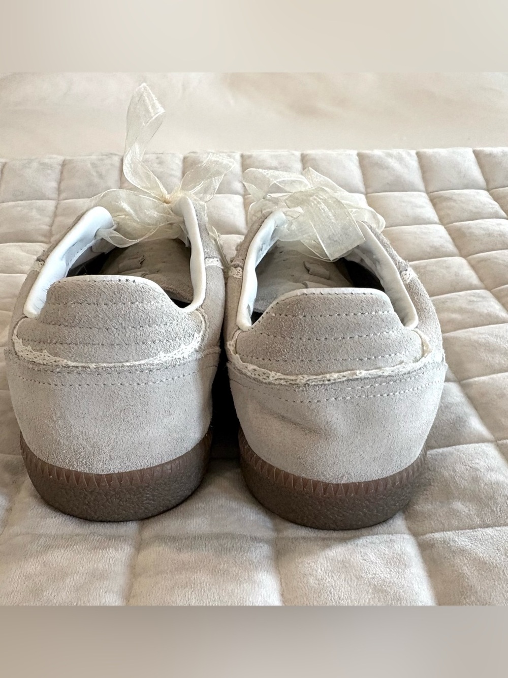 ALOHAS Tb.490 Crochet Trim Sneakers Cream Suede Size 8.5 Never Worn No Box - Picture 5 of 11